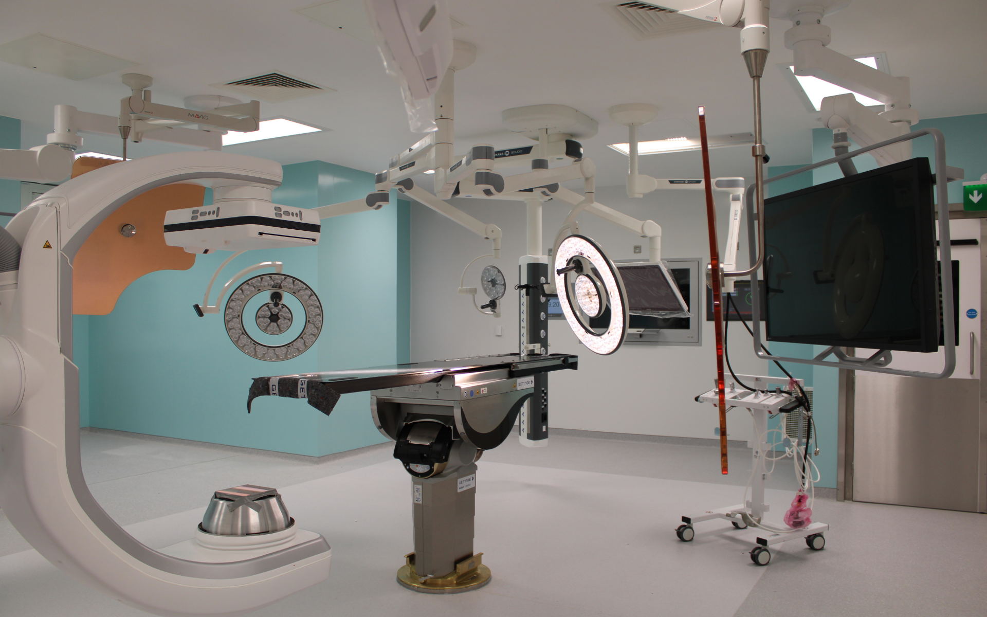 Hybrid Theatre 13 Beaumont Hospital (3)